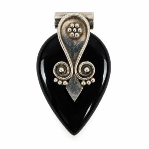 Pendentif ethnique en argent 925 et onyx noir